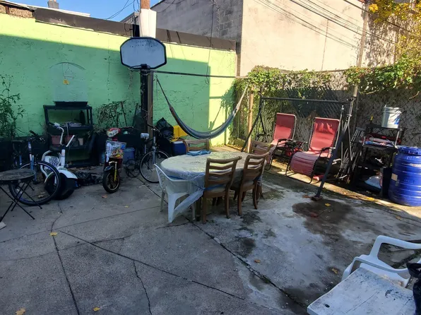 520 42nd Street image 24 of 27