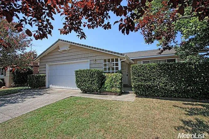 7531 Garden Gate Dr photo 1