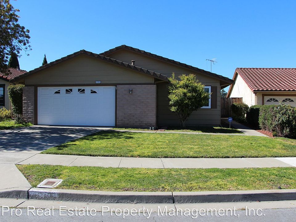 1st image of 5793 Bellflower Dr