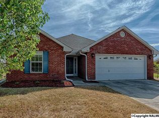 261 Shadow Ct SW, Huntsville, AL 35824