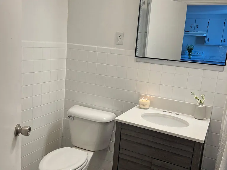 45 Bedford Ave — Photo 8