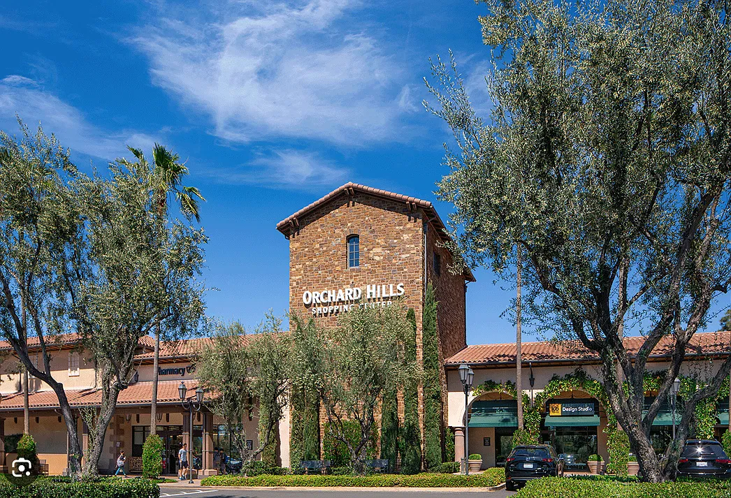 Bozeman, Irvine — Photo 4