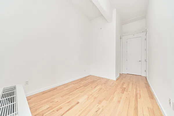 Rented by Living New York | media 36