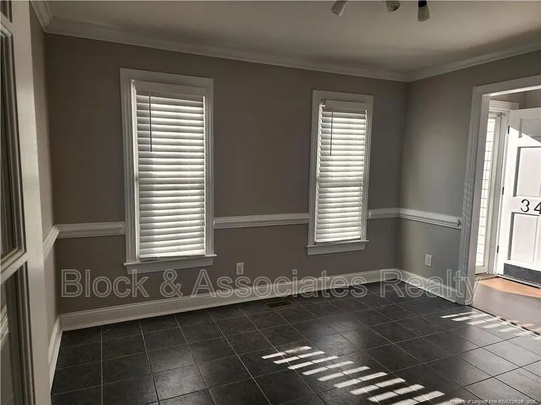 3460 McChoen Dr — Photo 3