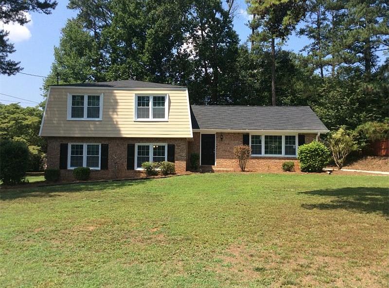 1st image of 172 King Arthur Dr #00