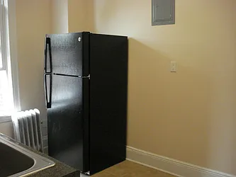 Rented by Aamen Realty