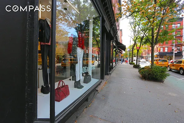 Rented by Compass | media 28