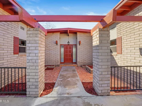 1825 Imperial Rdg, Las Cruces, NM 88011