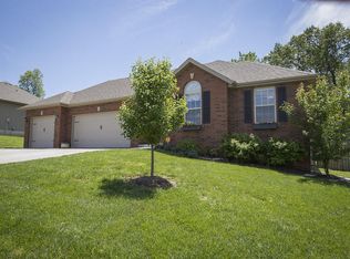 1094 E Daisy Falls Dr, Nixa, MO 65714