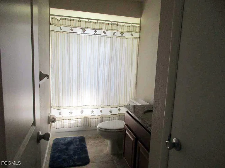 1510 SE 11th Pl — Photo 14