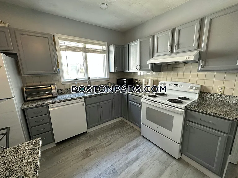109 North St #1 — Photo 2