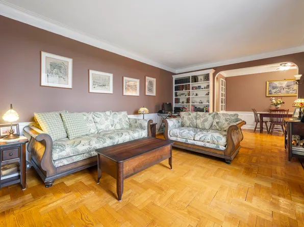 4445 Post Road image 4 of 14