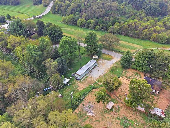 2nd image of 3349 Cincinnati Rd