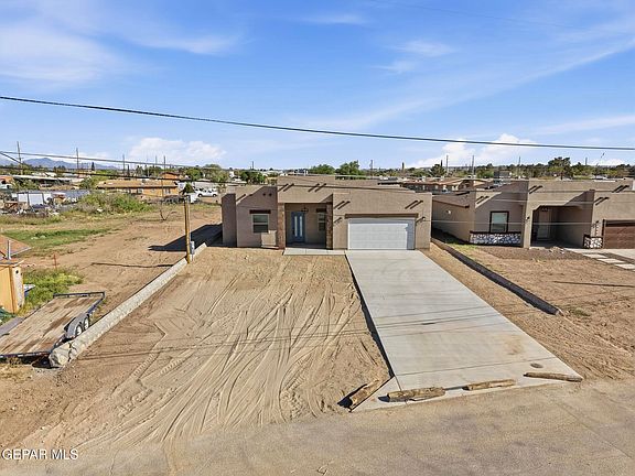 5th image of 331 Apodaca Rd