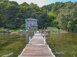 383 Bay Front Ln N, Rochester, NY 14622