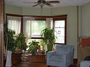 305 W Monroe St APT 4, Bloomington, IL 61701