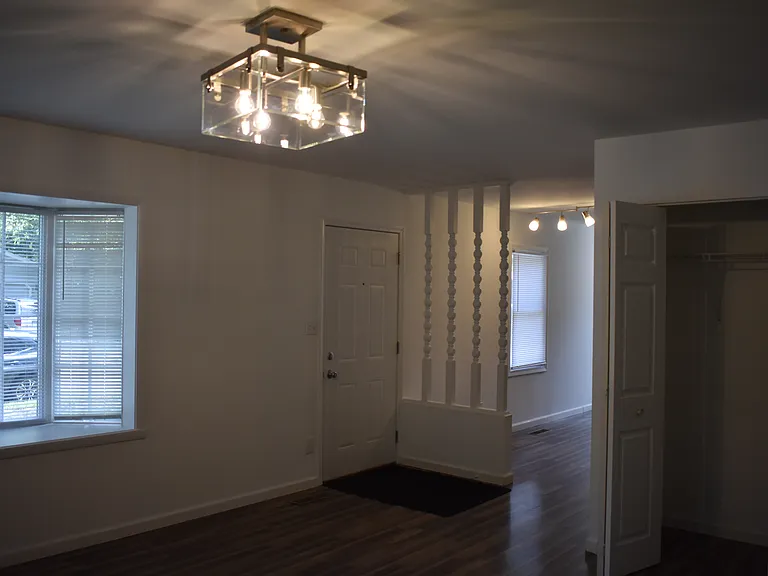 2360 Arrow St — Photo 11