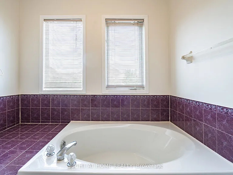 3974 Discovery Ct — Photo 28
