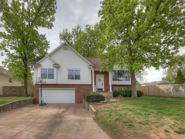 1714 E 38th Street, Joplin, MO 64804