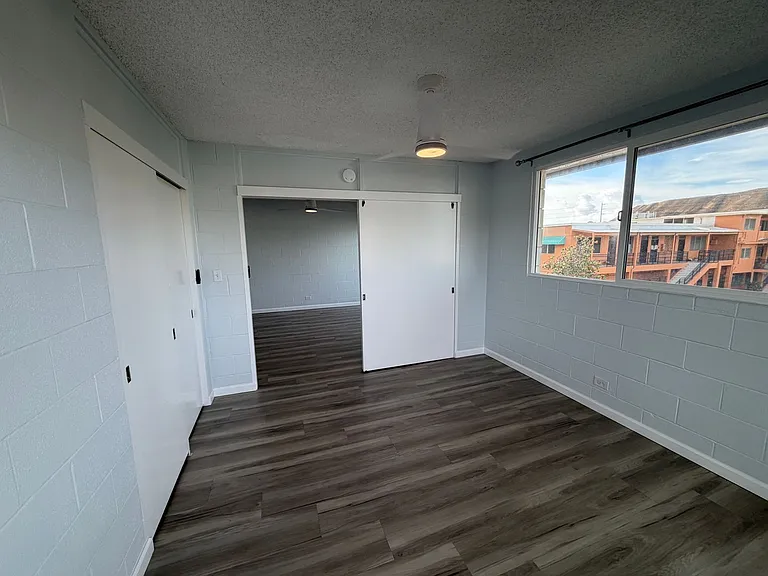 3140 Castle St — Photo 7