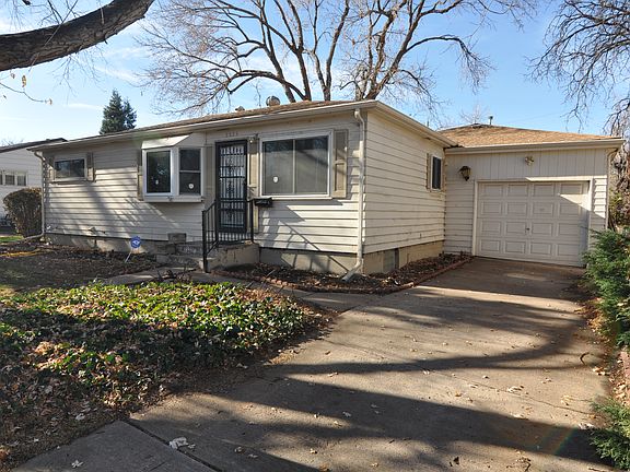 2nd image of 3221 S Galapago St