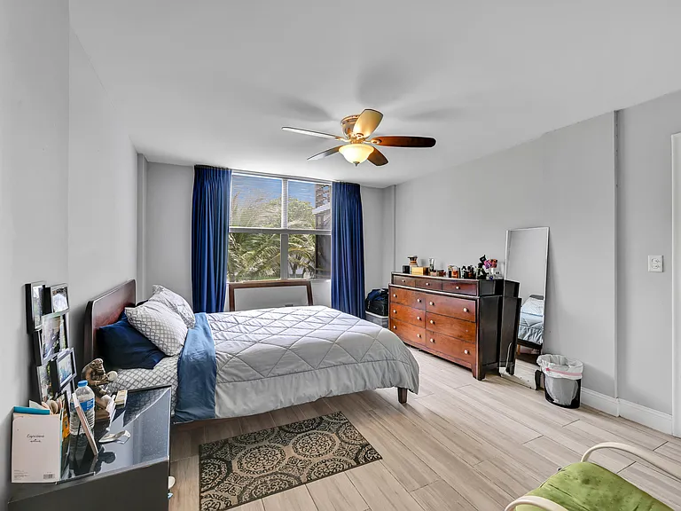 103 Royal Park Dr #2E — Photo 8