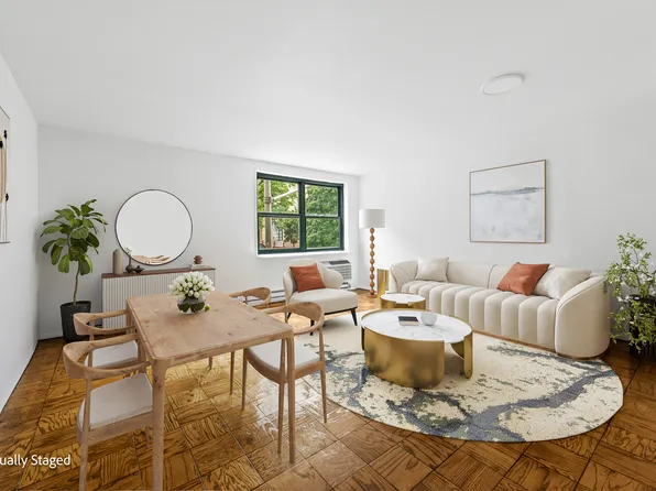 704 Washington Street image 1 of 15