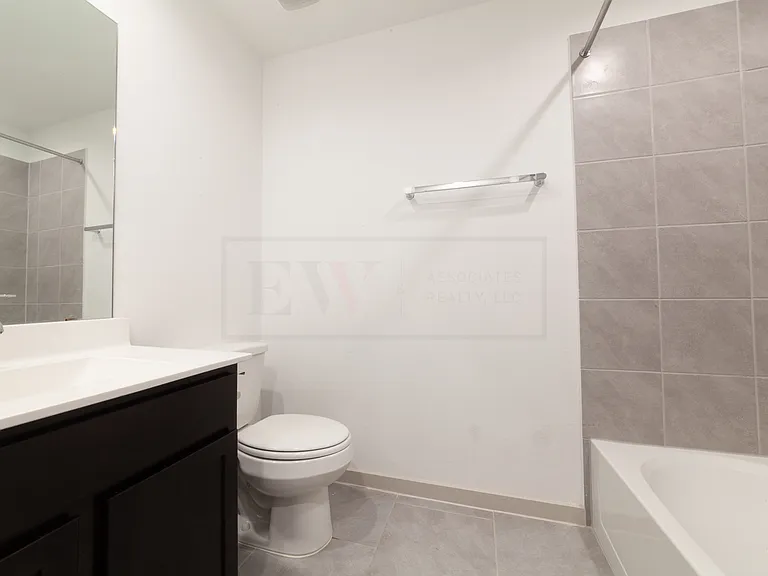 4010 Garver Grove Ln — Photo 10