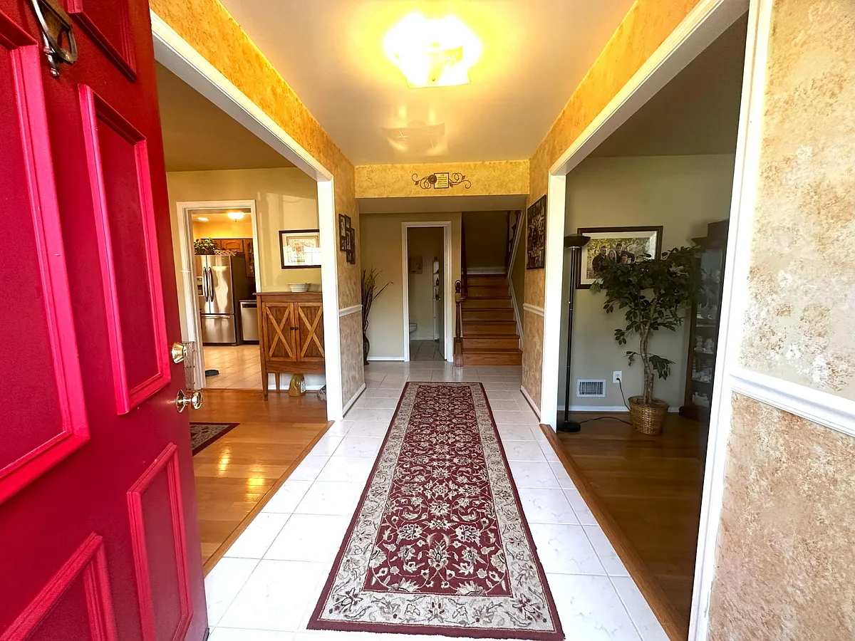 Building Photo - 5263 Pumphrey Dr