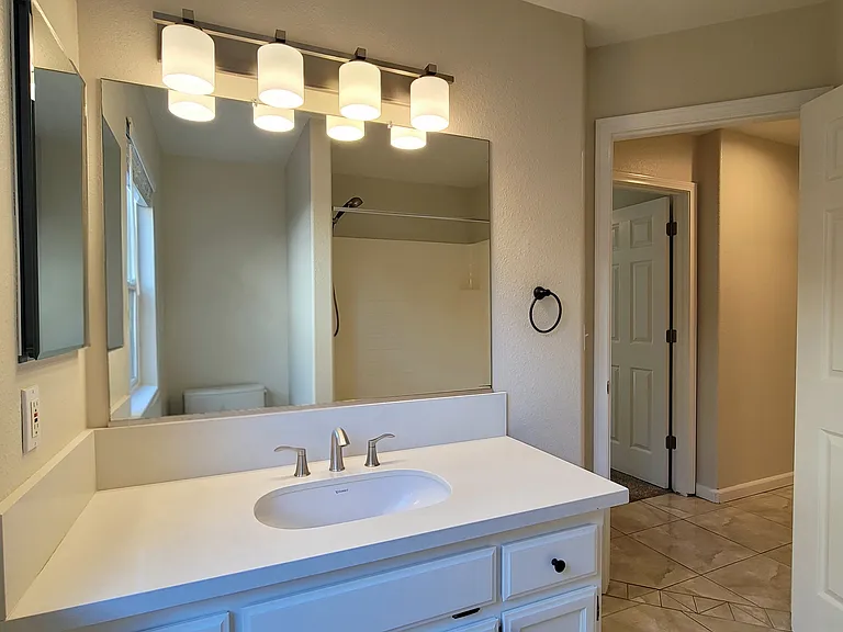 3008 Coach Lite Dr — Photo 27