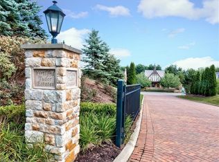 4315 Tudor Dr, Willoughby, OH 44094