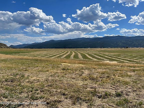 4th image of 2190 Chapel Rd