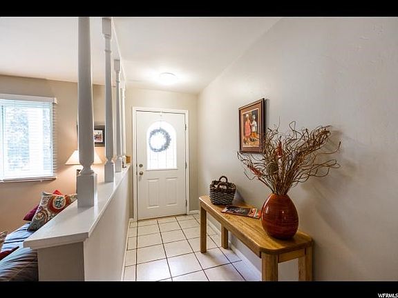 2nd image of 3039 E Bonnie Brae Ave