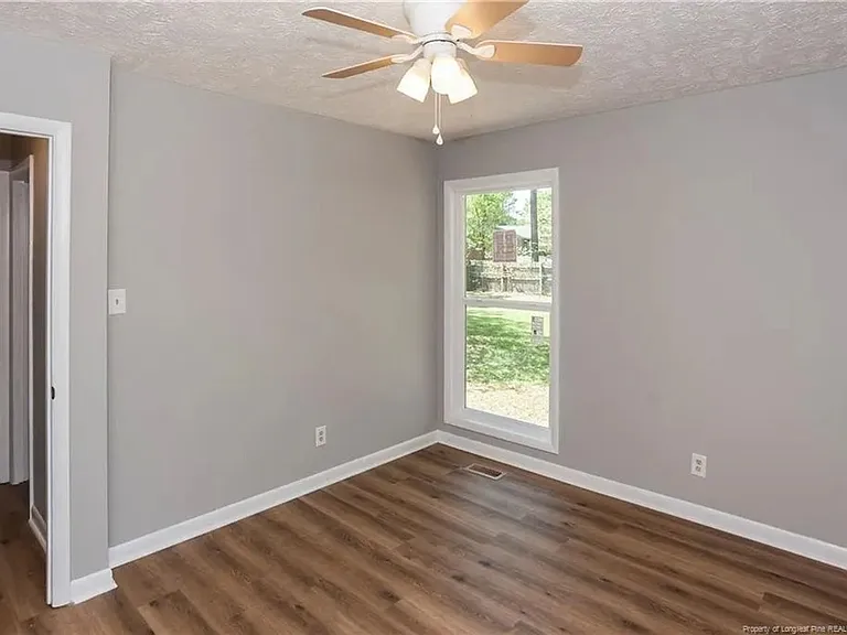 2012 Lakemeadow Dr — Photo 24