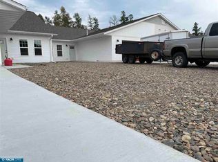 2120 E 25th St, Hibbing, MN 55746