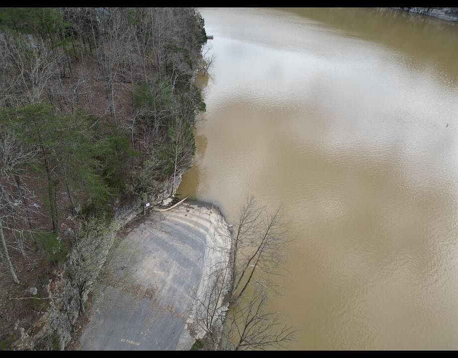 2nd image of 109 Colleen Dr
