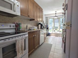 1655 Kindersley Ave, Ottawa, ON K1C 4V3