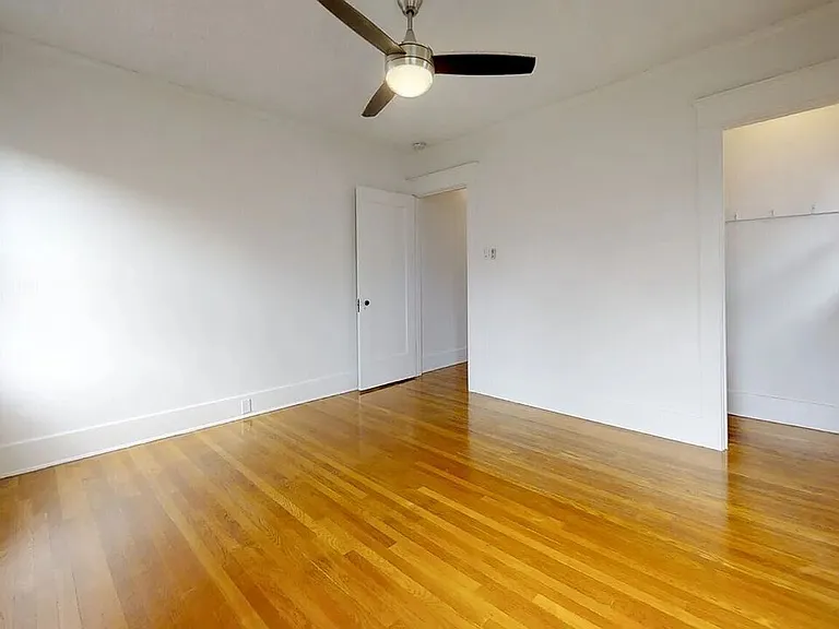 1260 N Flores St #5 — Photo 9