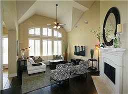 3rd image of 28203 Churchill Ct