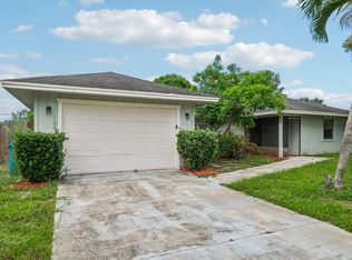 619 SE Crescent Ave, Port Saint Lucie, FL 34984