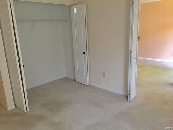 3rd image of 5375 N Kenrick Parke Dr APT 104