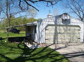 2nd image of 5327 Walker Rd