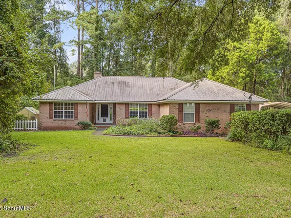 311 Lochland Pl, Brunswick, GA 31525