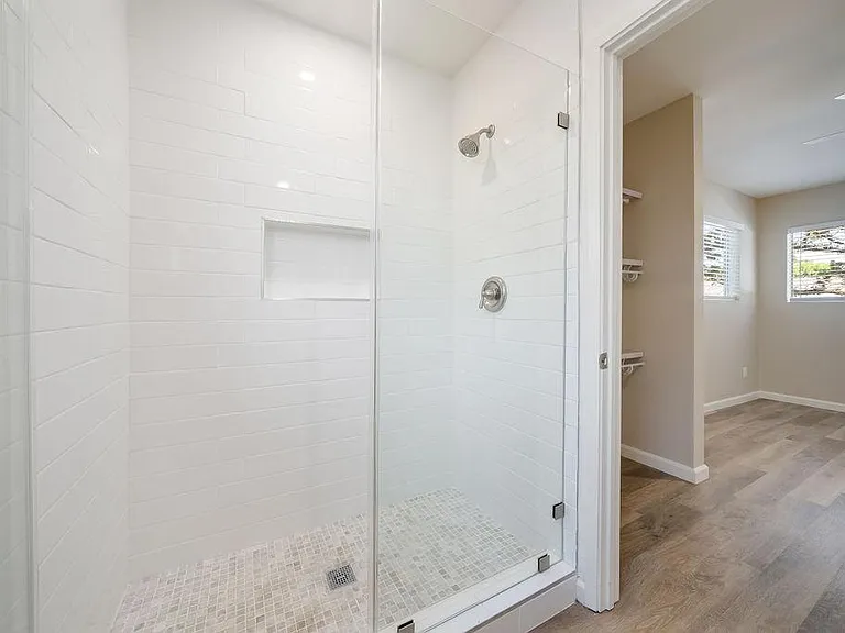 5480 Capistrano Ave #8 — Photo 14