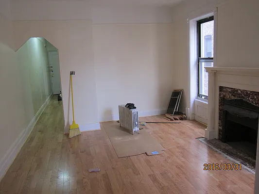 Rented by David W Realty Inc | media 6