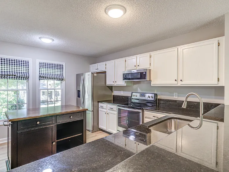 103 Unaka Ct — Photo 25