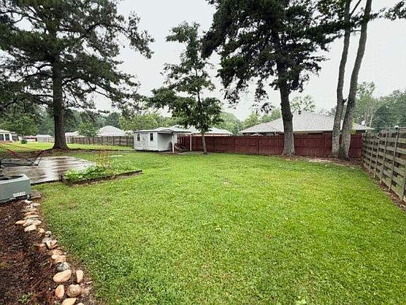 3rd image of 110 Avenue D