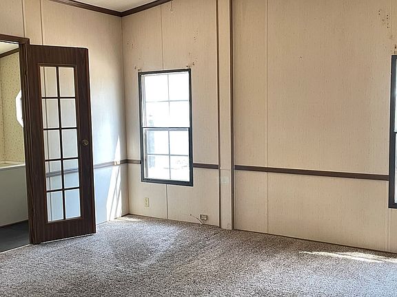 5th image of 5664 McLeod Cir