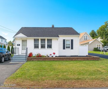 204 Avenue L, Matamoras, PA, 18336