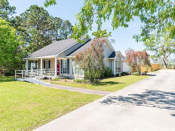 3rd image of 1206 Carolina Trce